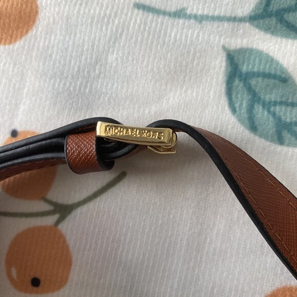Michael Kors Tote Bag - Picture 12 of 13